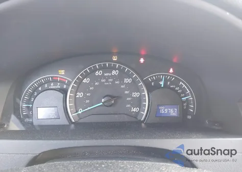 2012 Toyota Camry Le z USA, uszkodzony, nr VIN 4T1BF1FK2CU008017